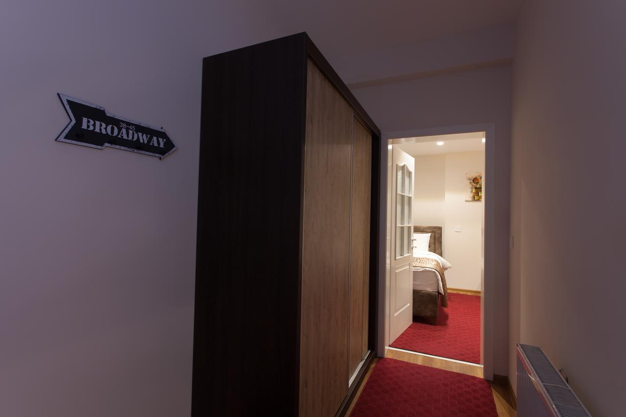 Apartmani Brocat Novi Pazar Ngoại thất bức ảnh
