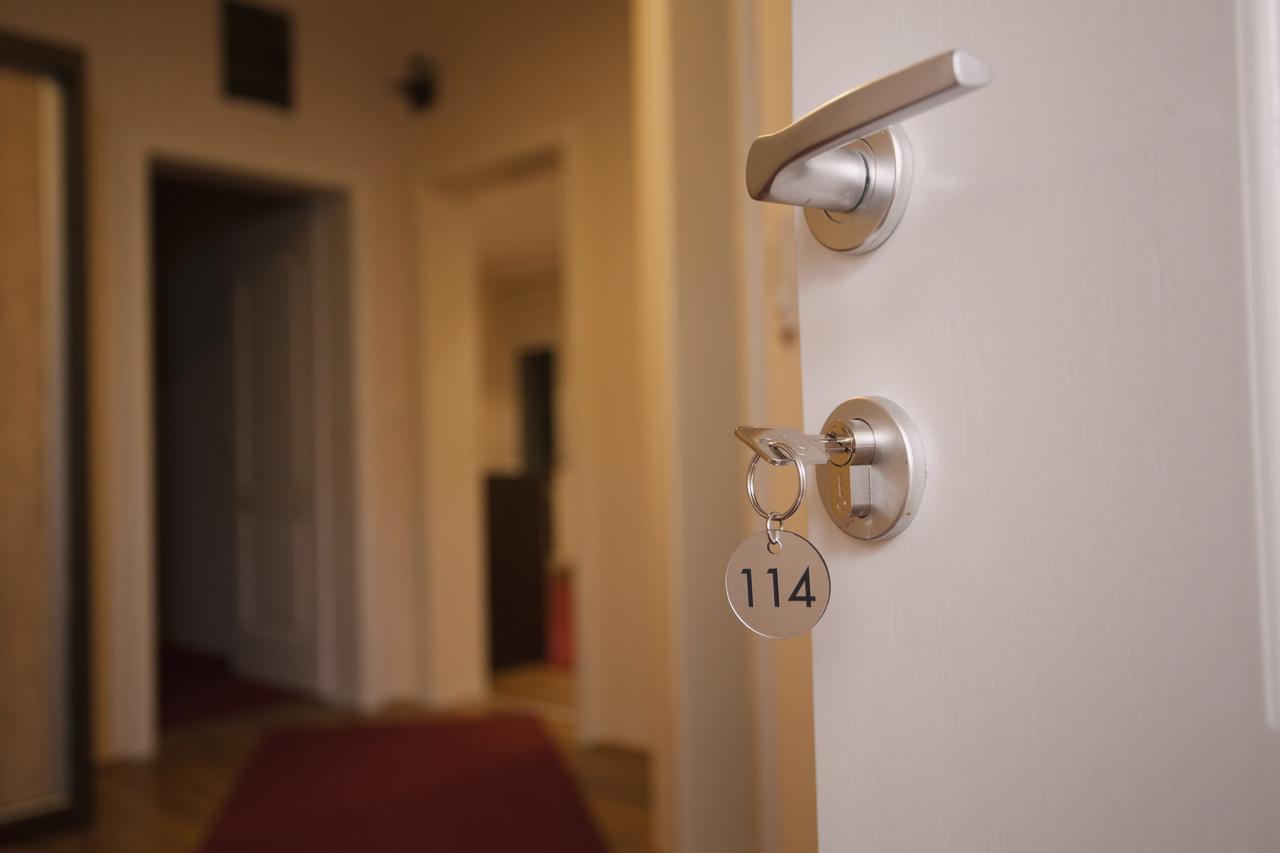 Apartmani Brocat Novi Pazar Ngoại thất bức ảnh